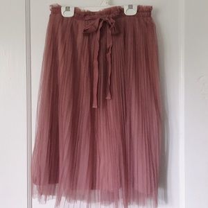 Dusty Rose Tulle Midi Skirt | M